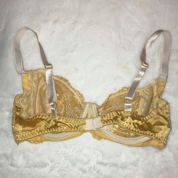 Vintage Victoria’s Secret bra - Picture 2 of 5